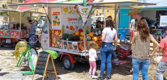 StreetFruitJuice Earth Day 03