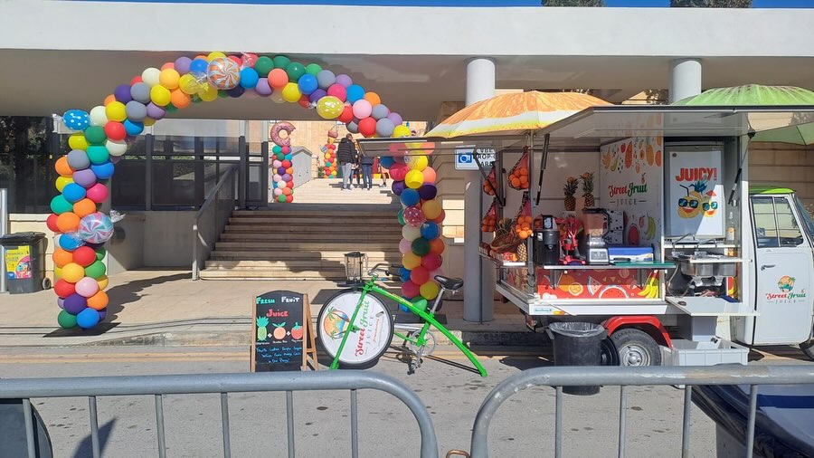 Street Fruit Juice for Events Parties and Festivals Malta